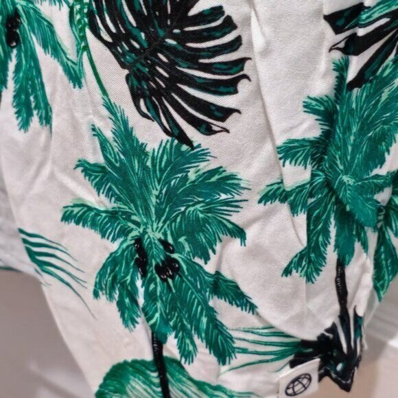 NWT Free Planet Eco Palm Leaf Tropical Short Sleeve Hawaiian Shirt - Picture 9 of 15